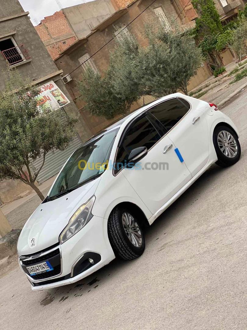 Peugeot 208 2014 Allure