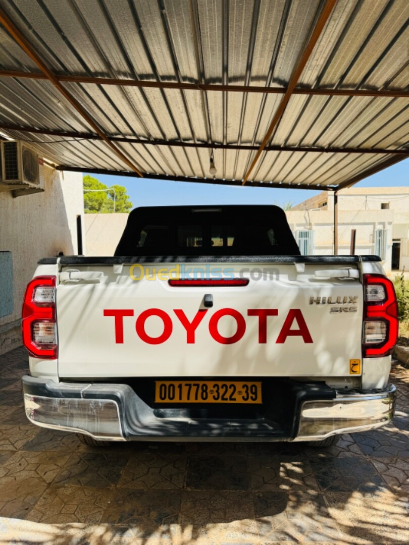 Toyota Hilux 2022 