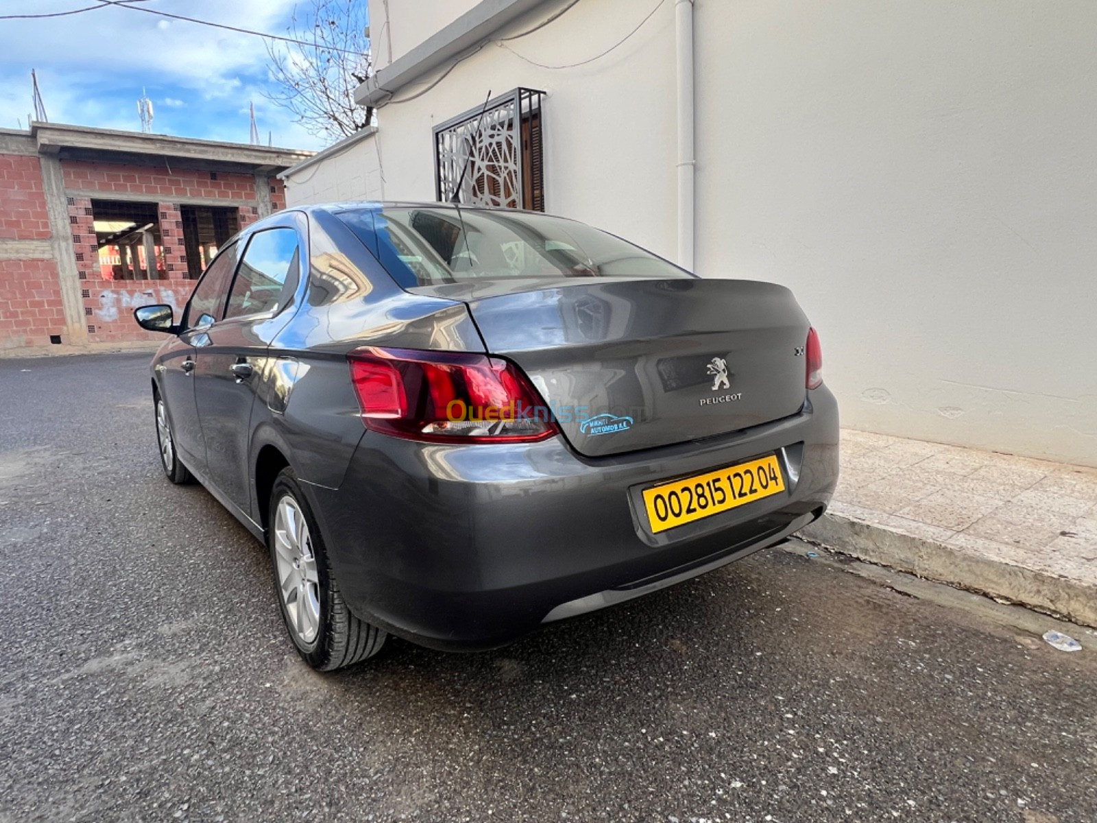 Peugeot 301 2022 Allure