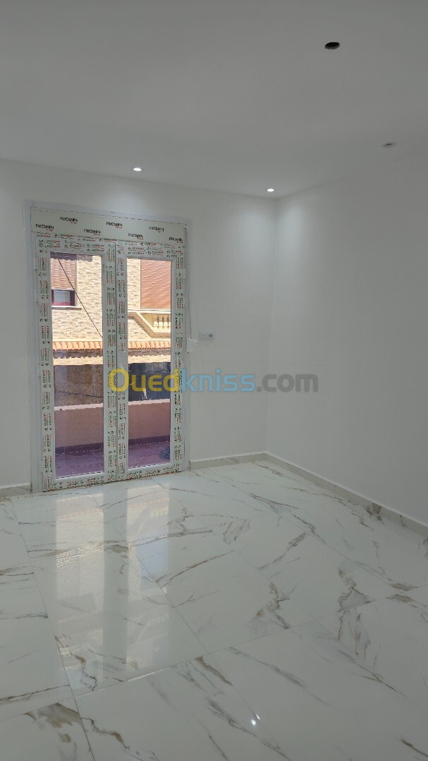 Vente Appartement F2 Alger Bordj el kiffan