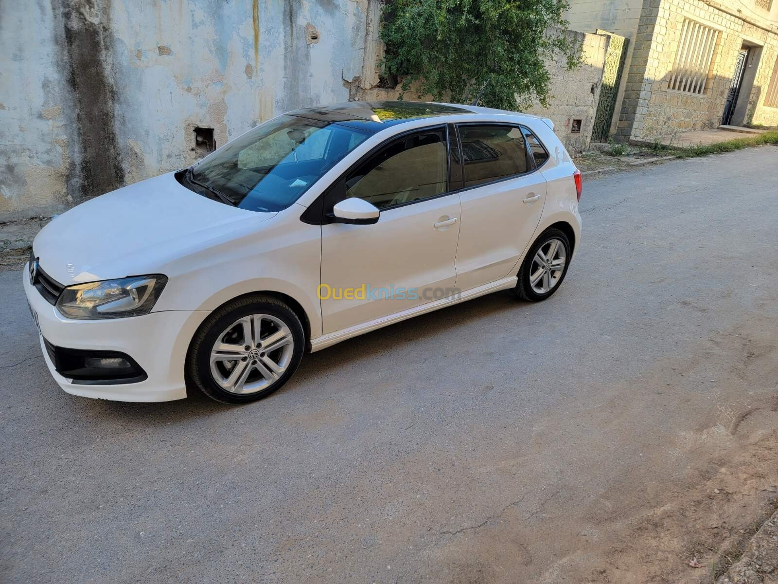 Volkswagen Polo 2014 R-line