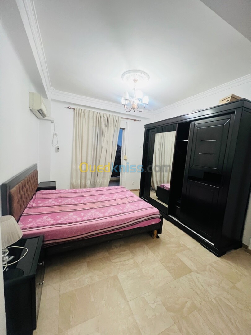 Location Appartement F4 Alger Hydra