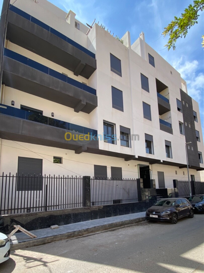 Vente Appartement F3 Alger El mouradia