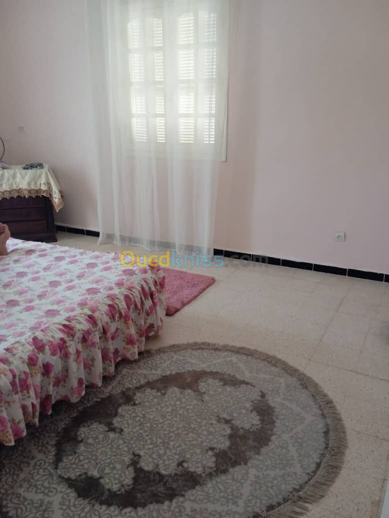 Location vacances Niveau De Villa F2 Alger Bordj el kiffan