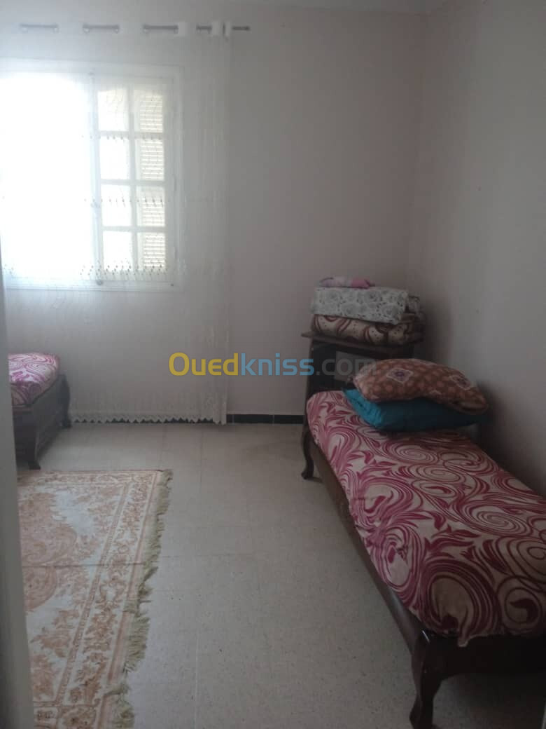 Location vacances Niveau De Villa F2 Alger Bordj el kiffan