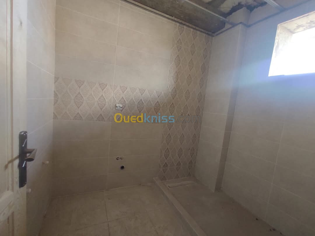 Vente Appartement F4 Skikda El Hadaiek