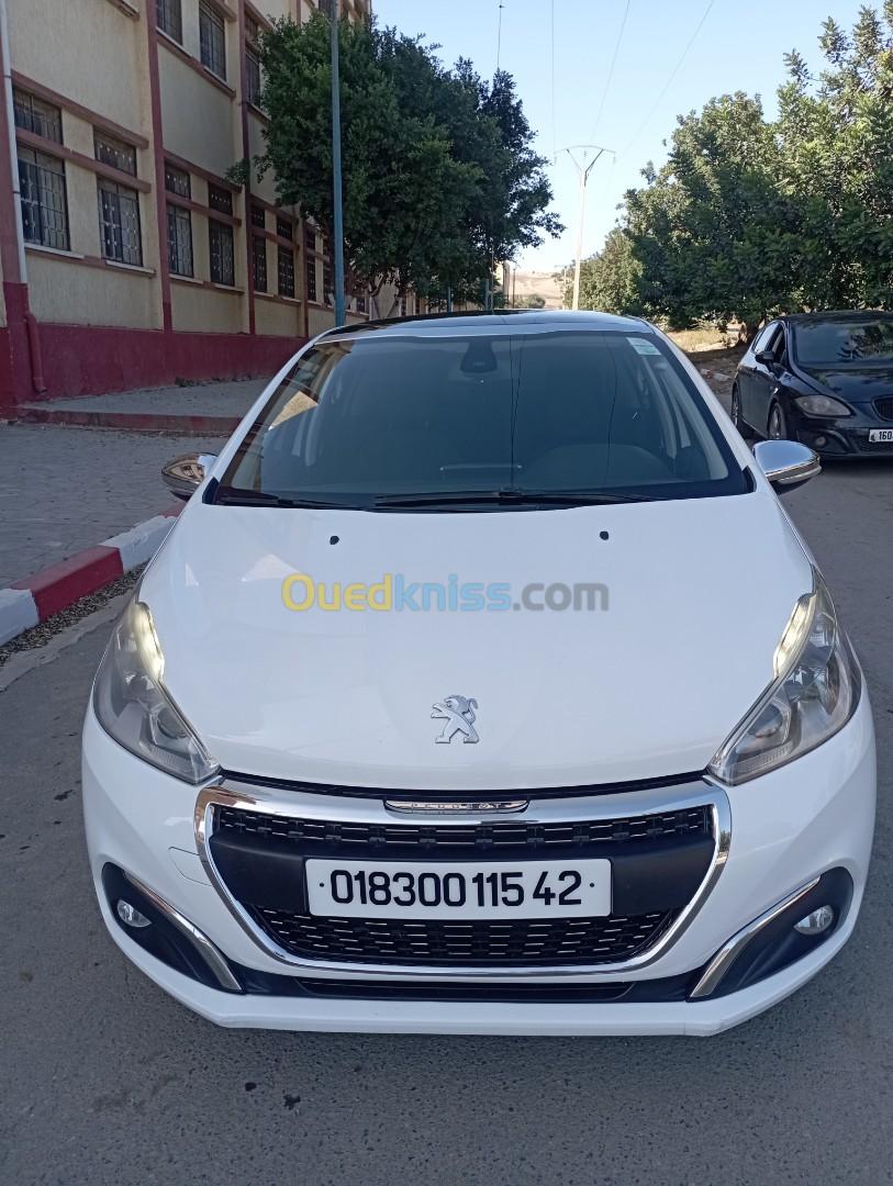 Peugeot 208 2015 Allure