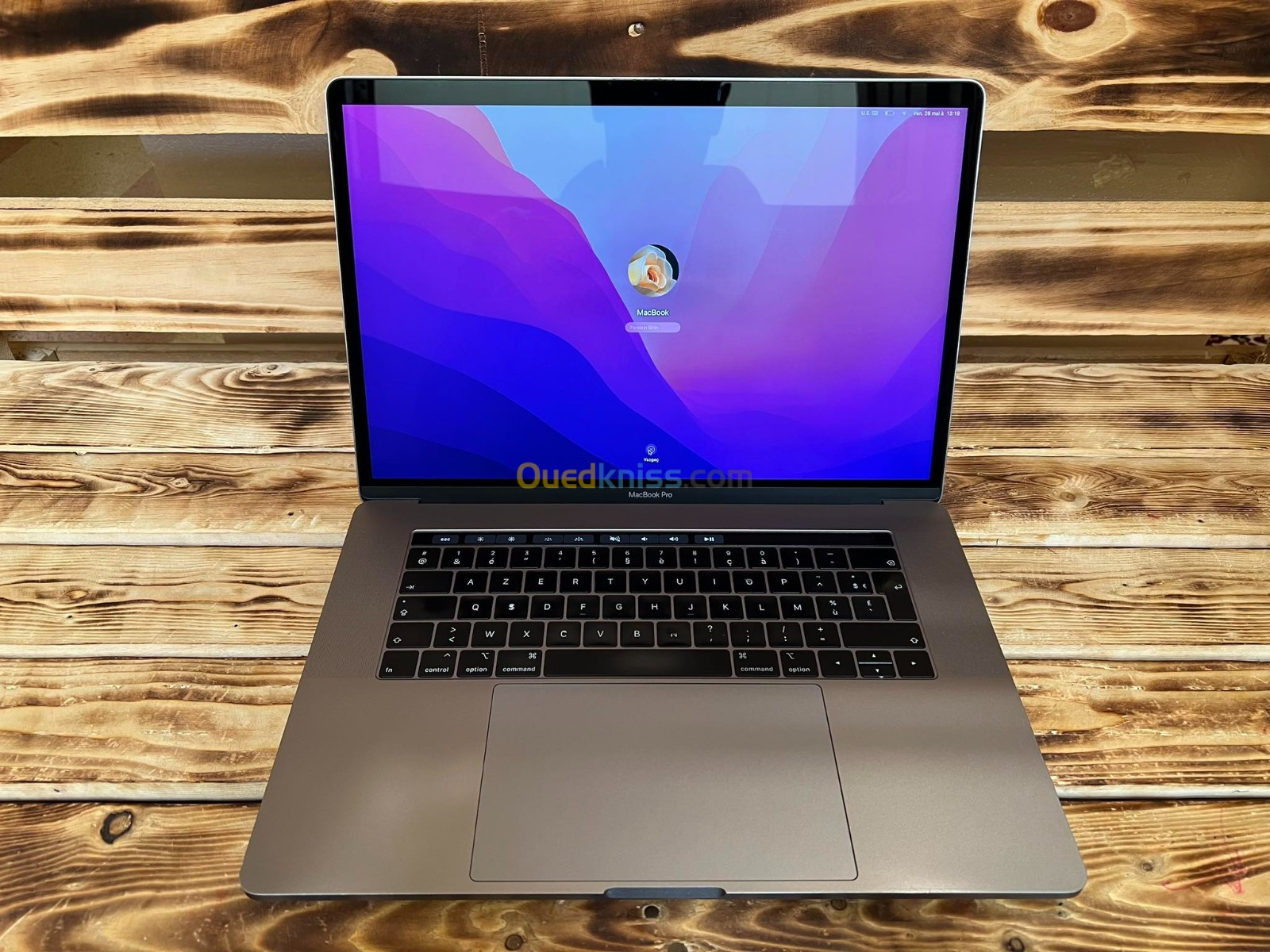512 GB MacBook Pro 2018 - MacBookアクセサリー