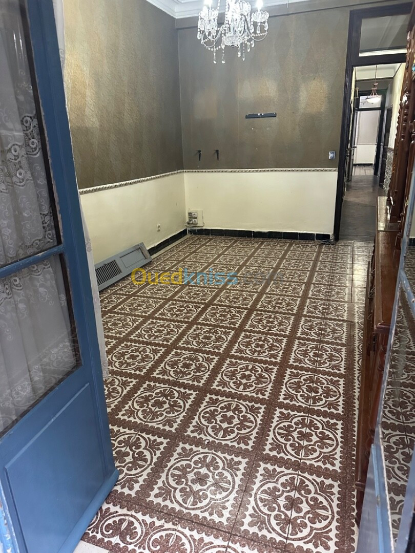 Location Appartement F5 Alger Alger centre