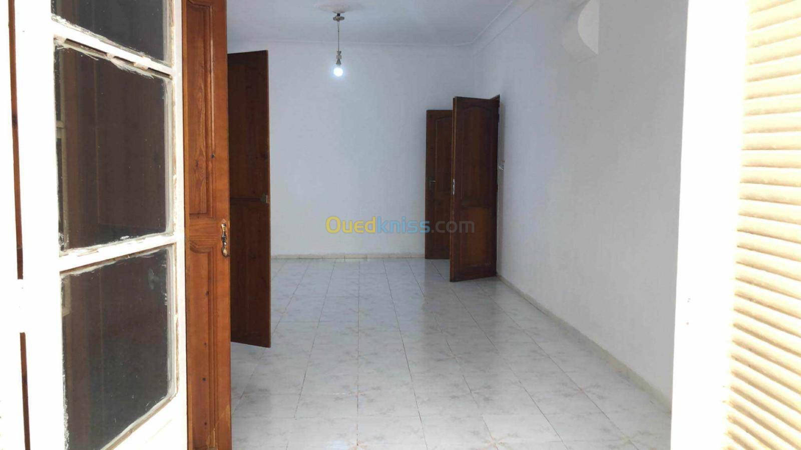 Location Appartement F3 Alger Draria