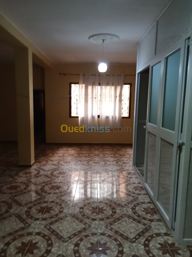 Location vacances Villa Mostaganem Mostaganem