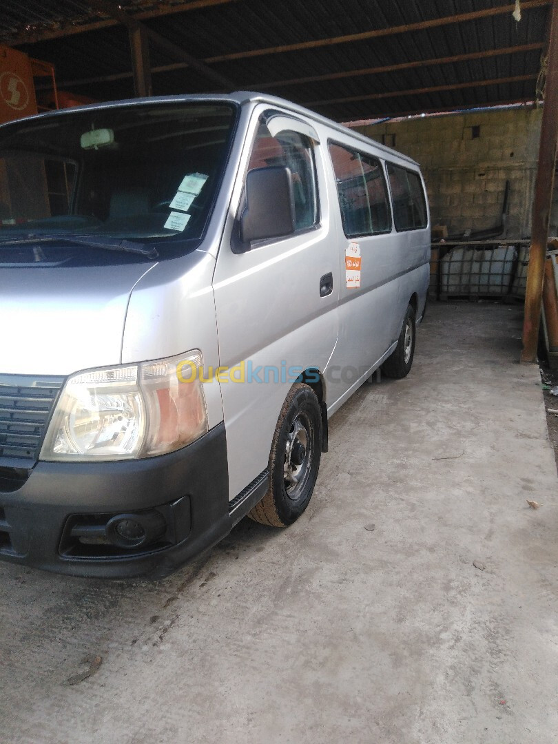 Nissan urvan Nissan urvan 2012