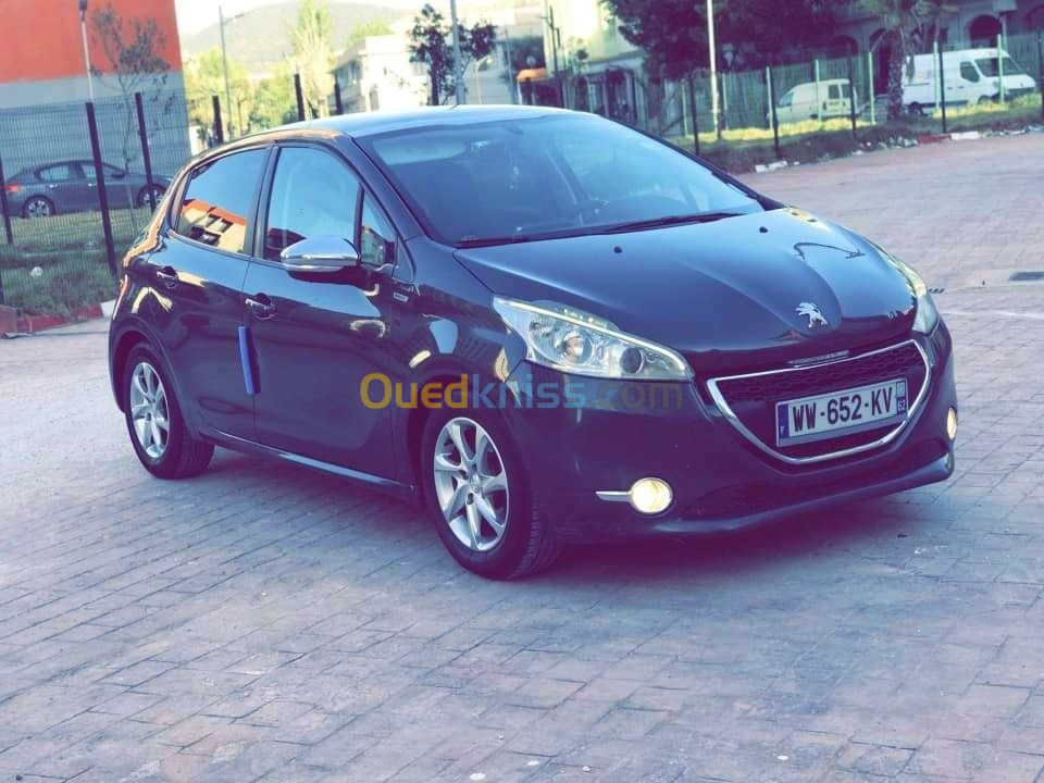 Peugeot 208 2013 Allure