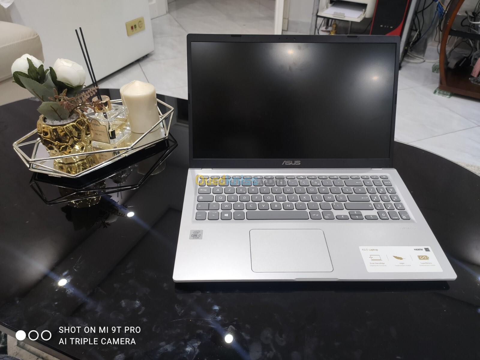 A vendre un Pc Portable ASUS VIVOBOOK 15.6"