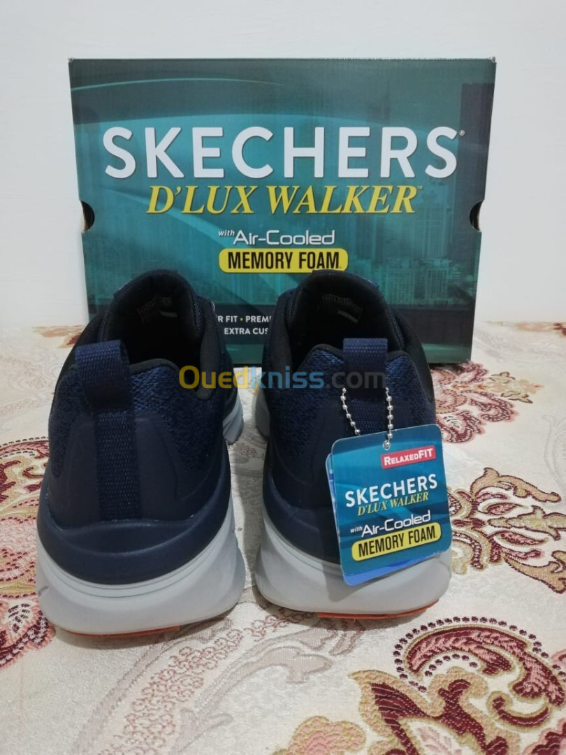 Sketchers  d'lux walker