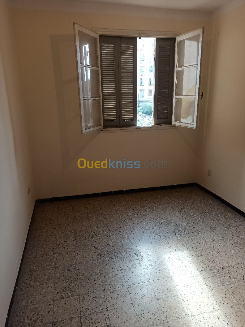 Vente Appartement F3 Alger Ain naadja