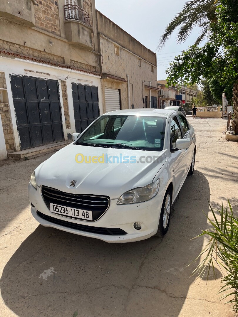 Peugeot 301 2013 Allure