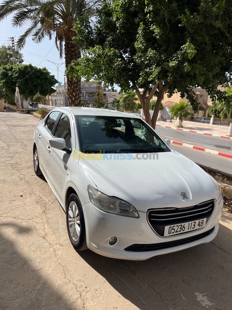 Peugeot 301 2013 Allure