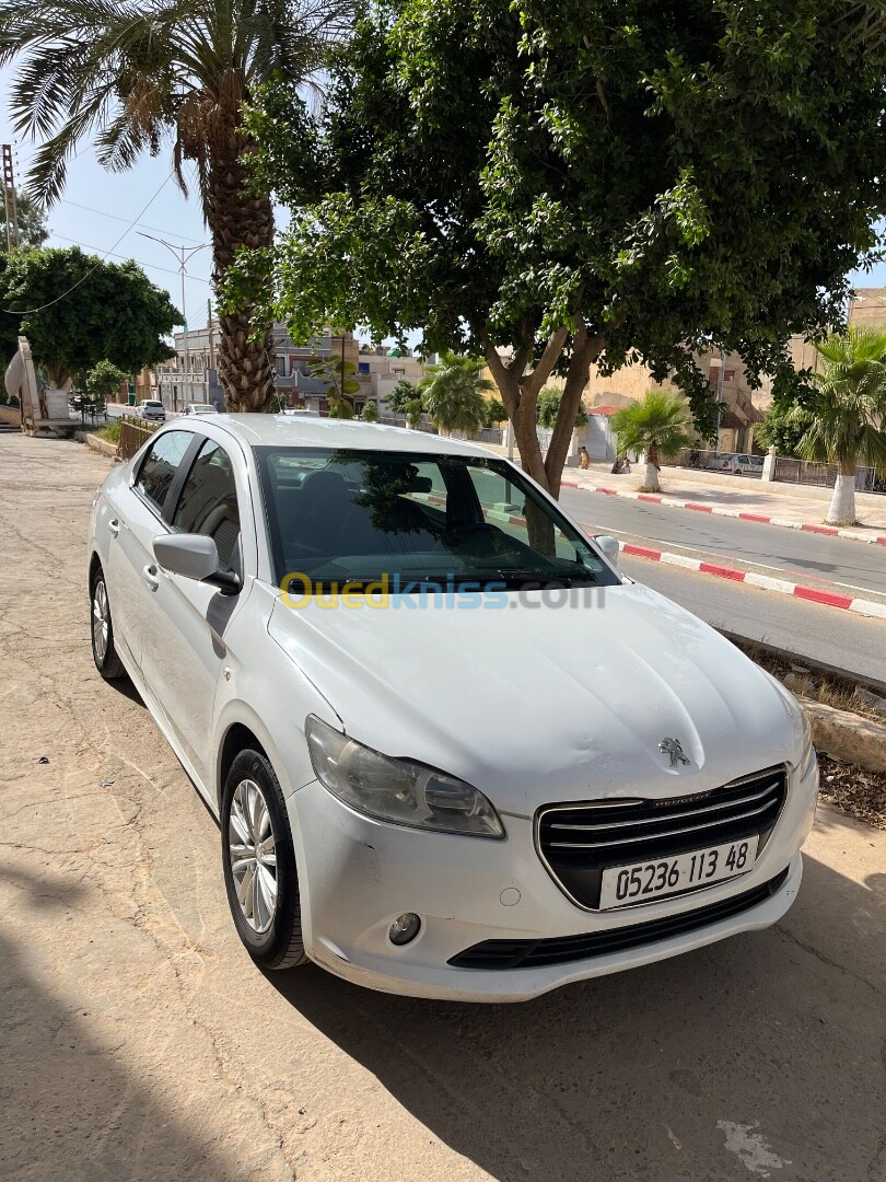 Peugeot 301 2013 Allure