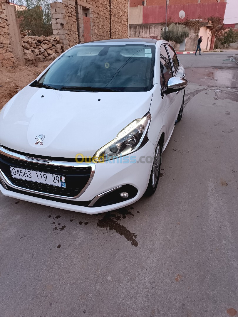 Peugeot 208 2019 