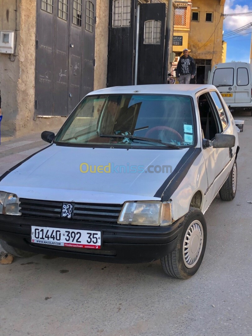 Peugeot 205 1992 