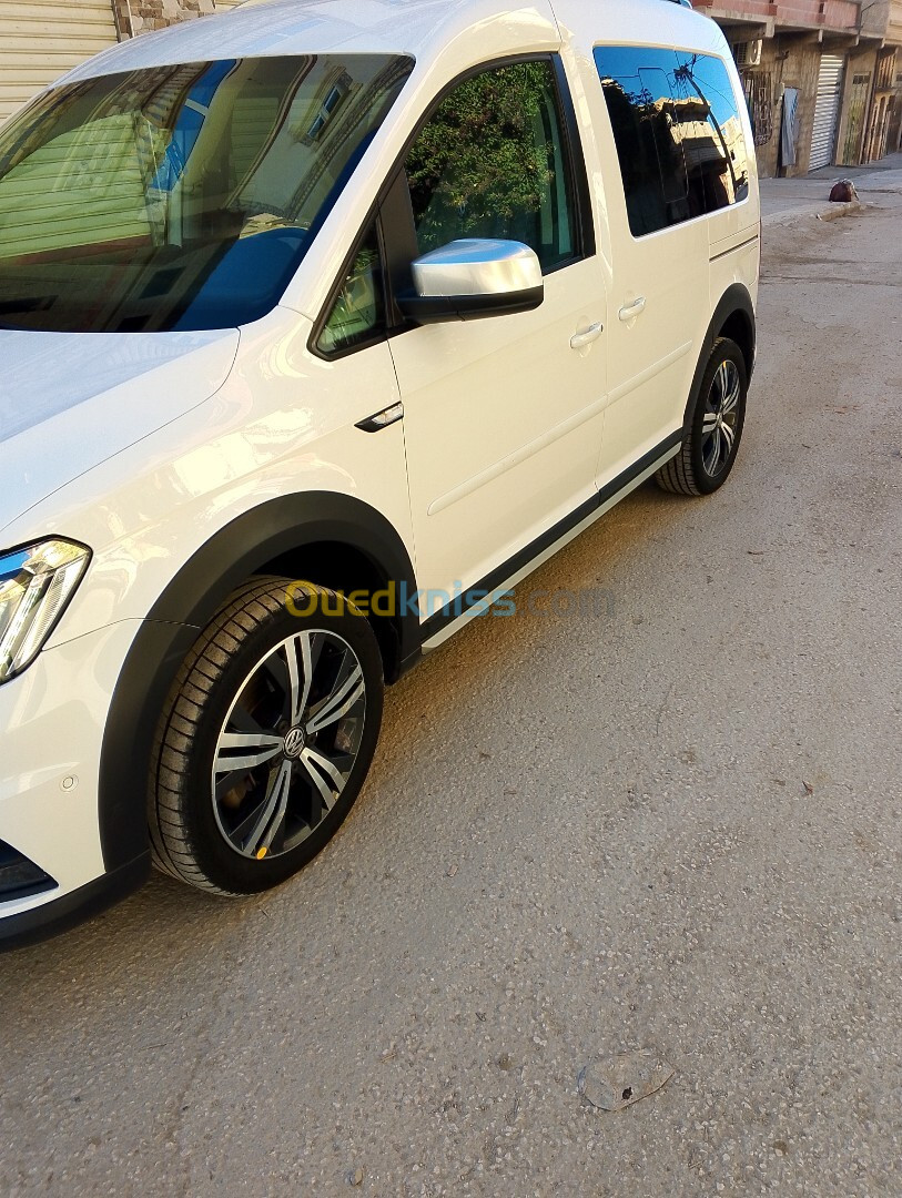 Volkswagen Caddy 2018 Alltrack