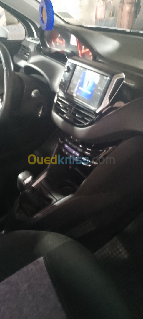 Peugeot 208 2014 Aleur