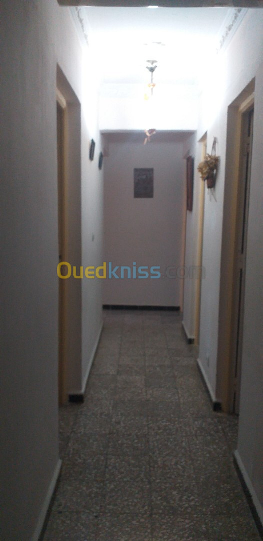 Echange Appartement F4 Tipaza Bou ismail