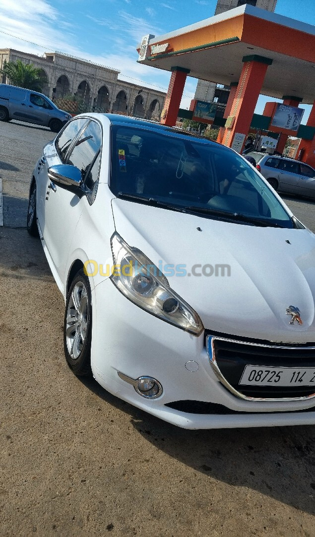 Peugeot 208 2014 Allure