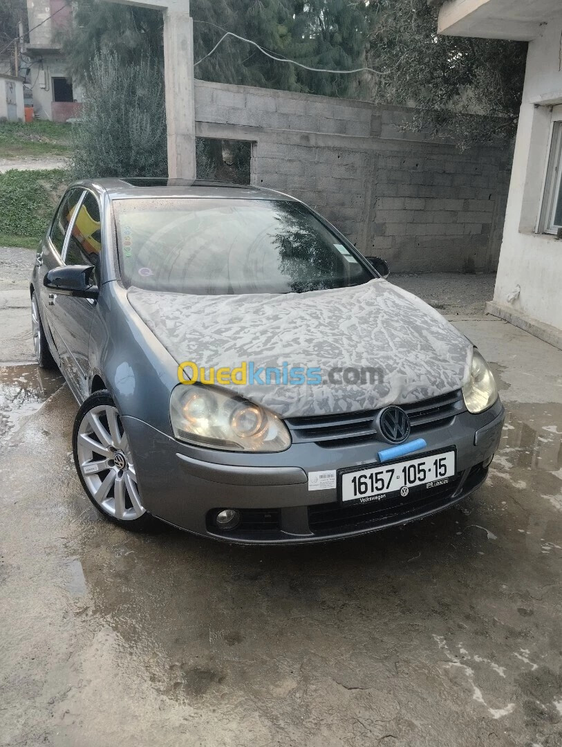 Volkswagen Golf 5 2005 R32