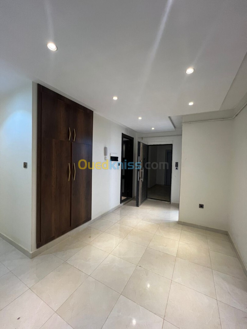 Vente Appartement F4 Alger Bordj el kiffan