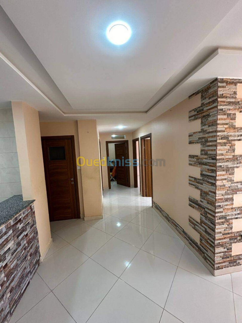 Vente Appartement F3 Alger Bordj el bahri