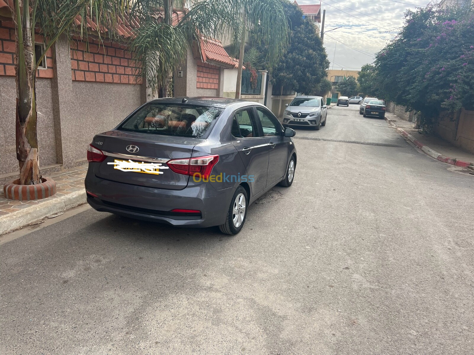 Hyundai Grand i10 Sedan 2019 DZ GLS 