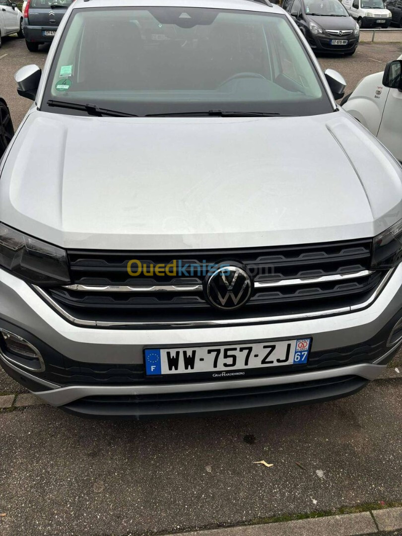 Volkswagen T-Cross 2023 Active