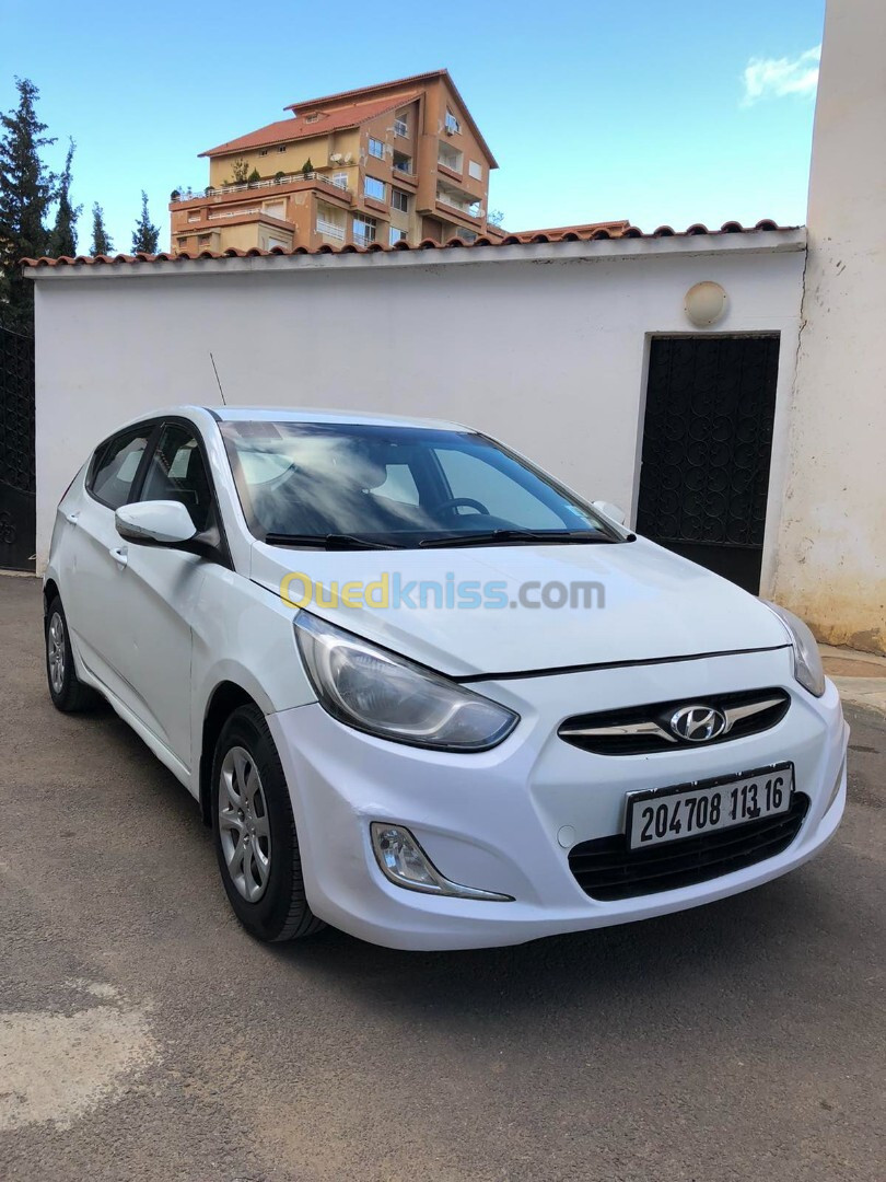 Hyundai Accent RB  4 portes 2013 