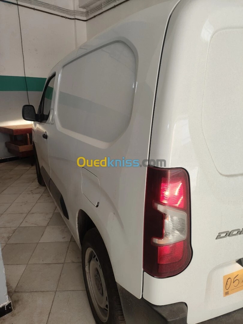 Fiat Professional Doblo 2023 Italie