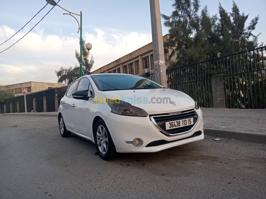 Peugeot 208 2013 Allure