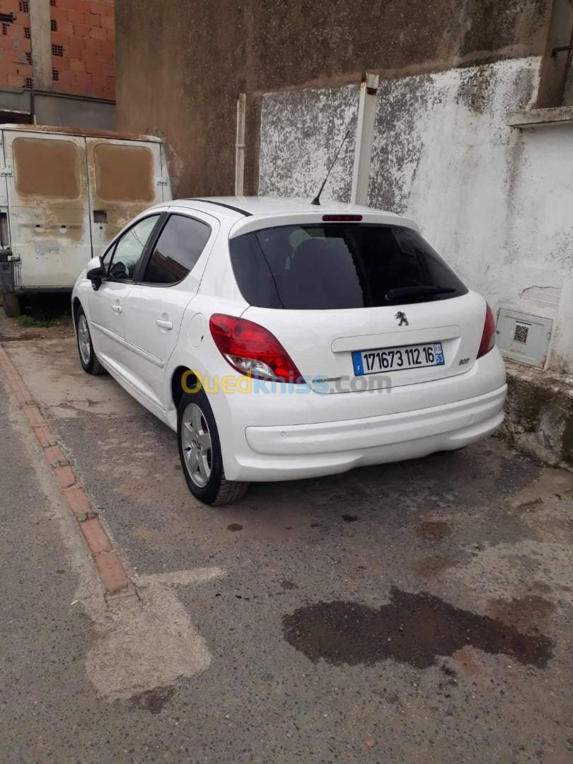 Peugeot 207 2012 