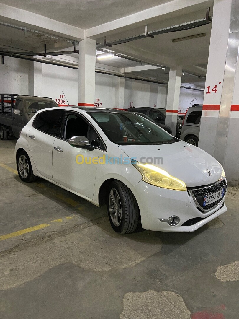 Peugeot 208 2013 Allure