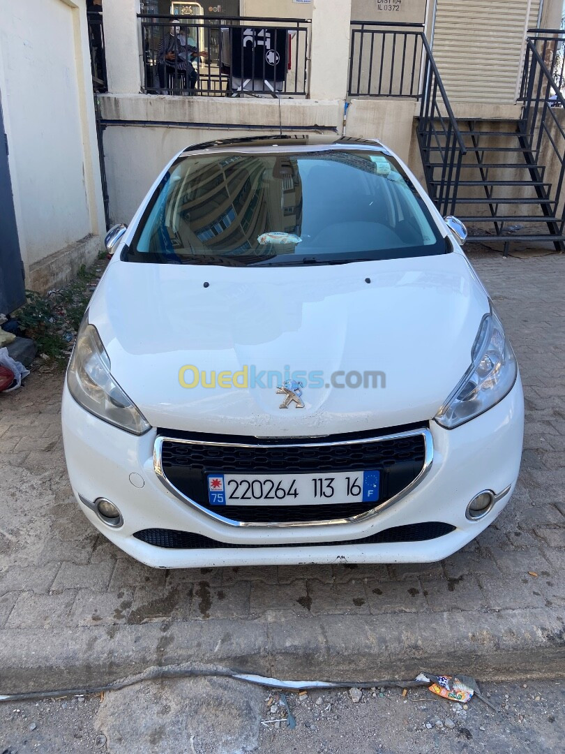 Peugeot 208 2013 Allure