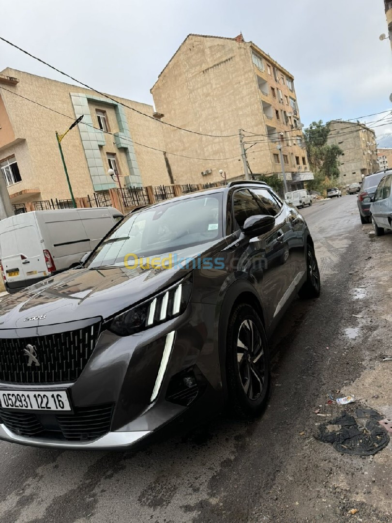 Peugeot 2008 2022 GT