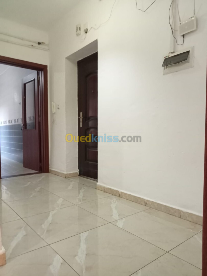 Vente Appartement F5 Oran Sidi chami