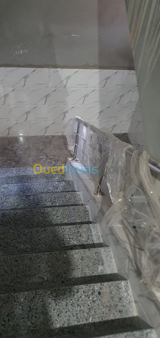 Location Appartement F4 Alger Ain taya