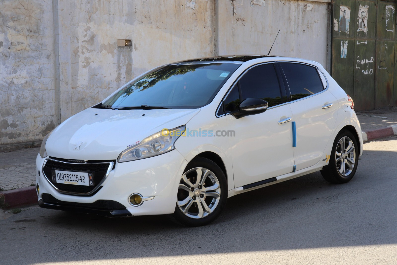 Peugeot 208 2015 Allure Facelift