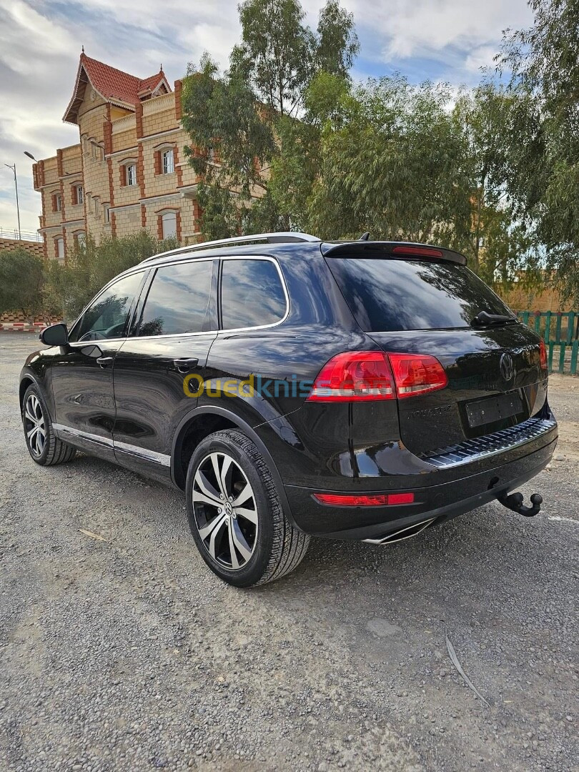 Volkswagen Touareg 2010 R line