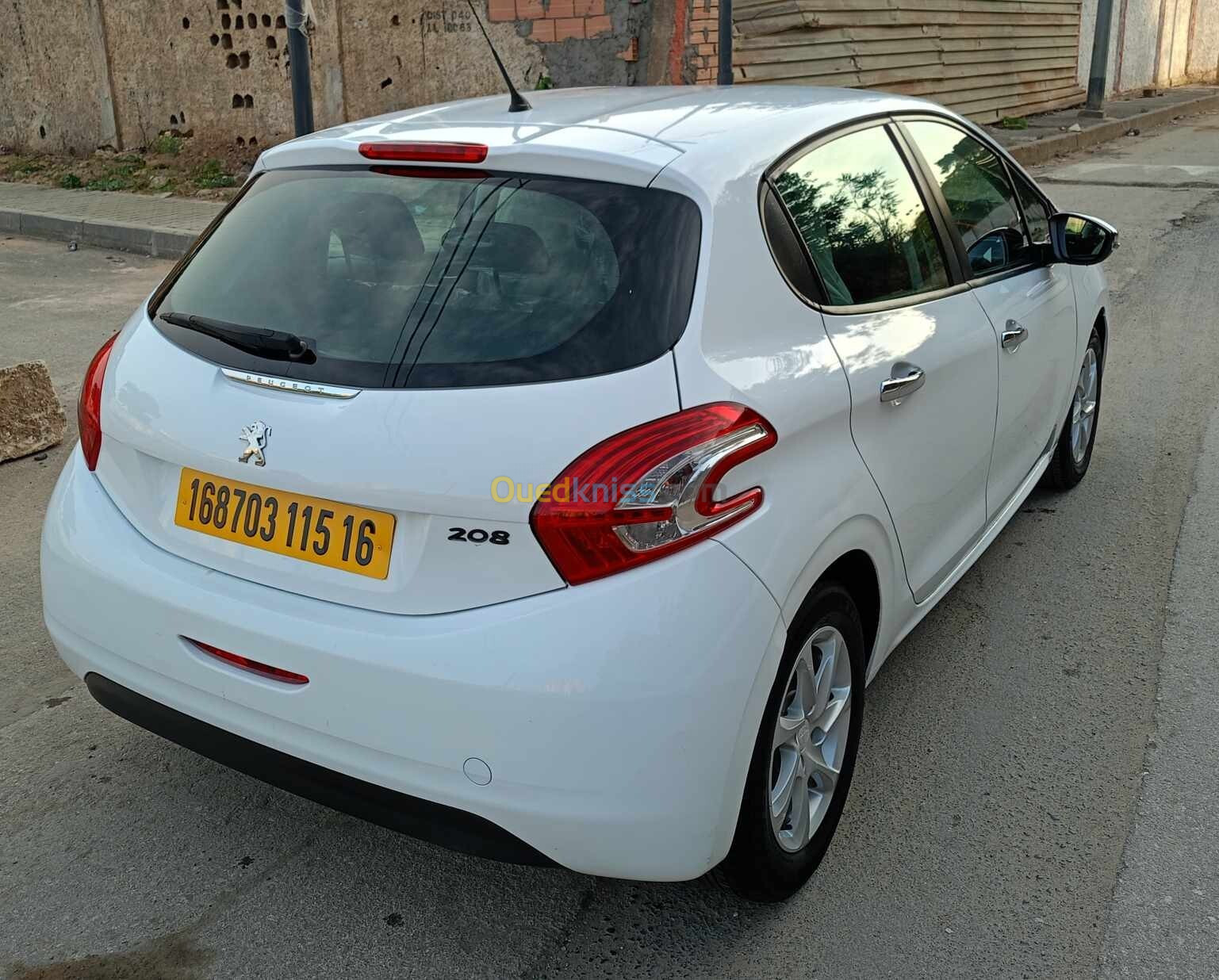 Peugeot 208 2015 Access