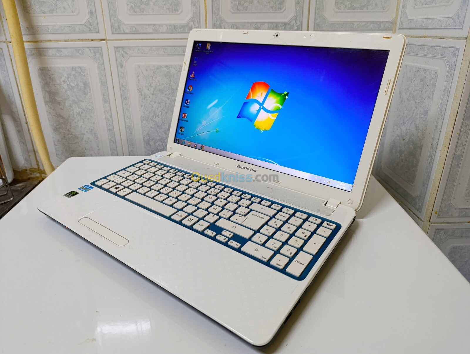 Pc portable Packard Bell i3 