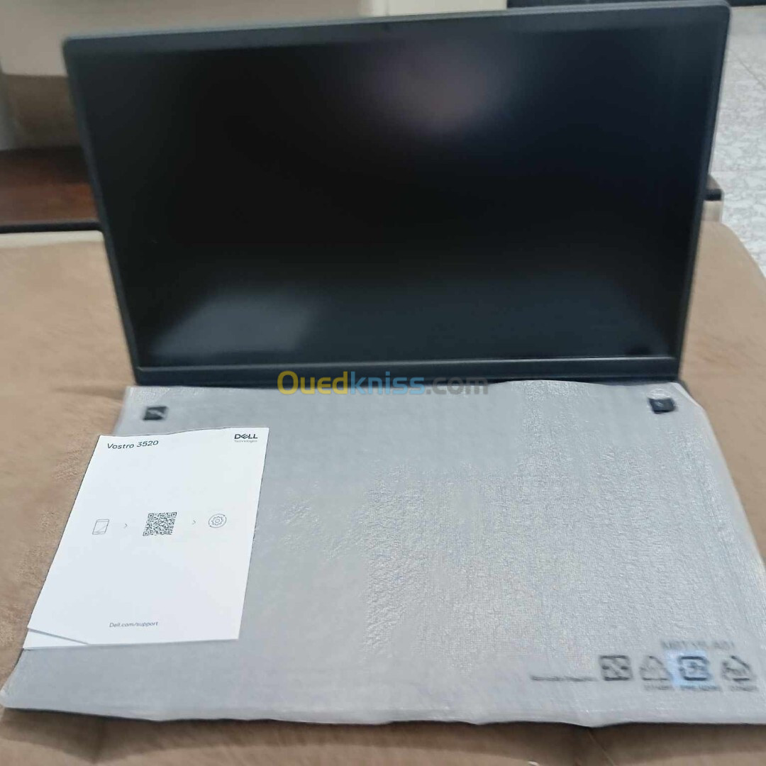 Dell vostro 3520