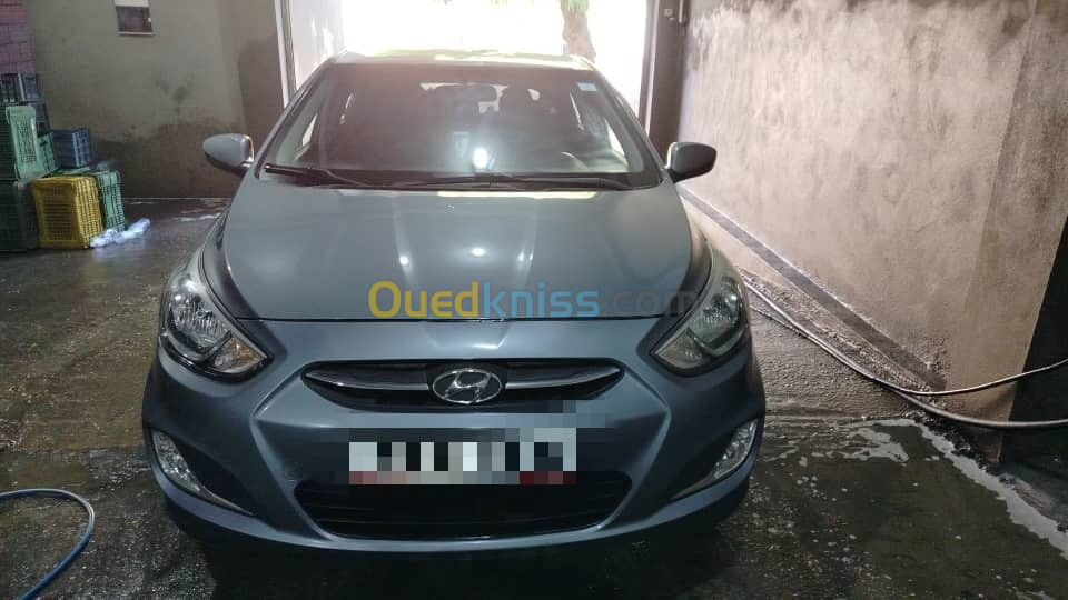 Hyundai Accent RB  4 portes 2018 Accent RB  4 portes