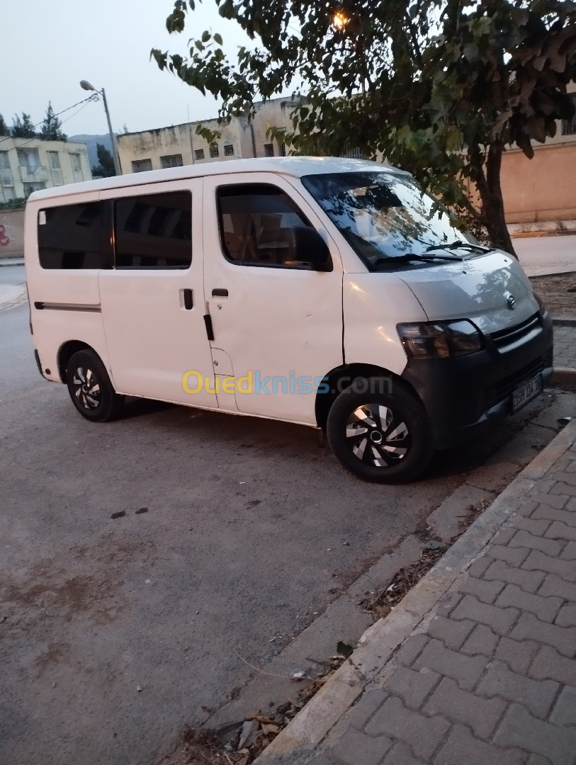 Daihatsu Gran Max 2014 Vitré